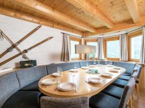 Отель Luxurious Chalet in Saalbach Hinterglemm near Ski Area  Фихофен